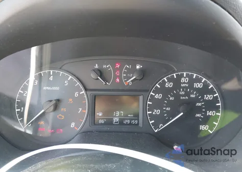 2017 Nissan Sentra S z USA, uszkodzony, nr VIN 3N1AB7APXHY276399